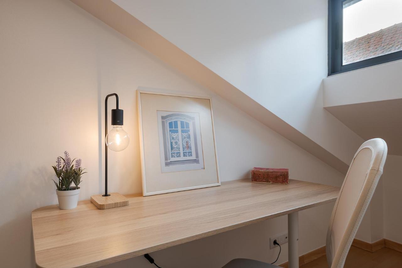 Central Gem IV - Lisbon Trendy Santos District With Dedicated Workspace Eksteriør billede